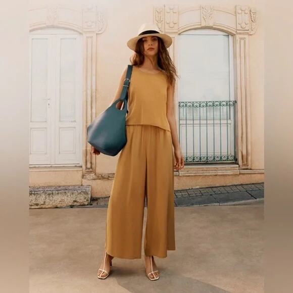 Cuyana washable silk wide-leg cropped pant in honey XL